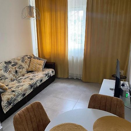 Sofi Apartment Central Бухарест Екстер'єр фото