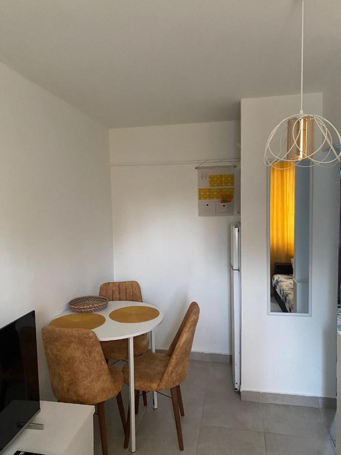 Sofi Apartment Central Бухарест Екстер'єр фото