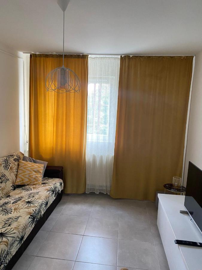 Sofi Apartment Central Бухарест Екстер'єр фото